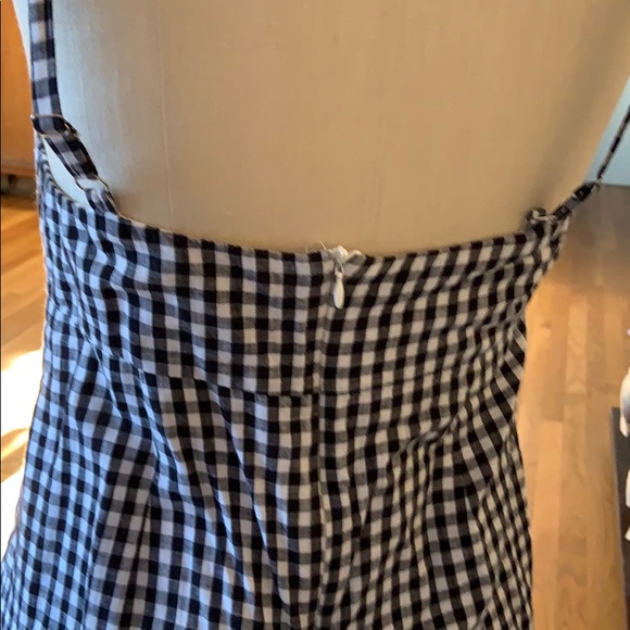 Gingham dress🤍🤍 - Picture 2 of 3